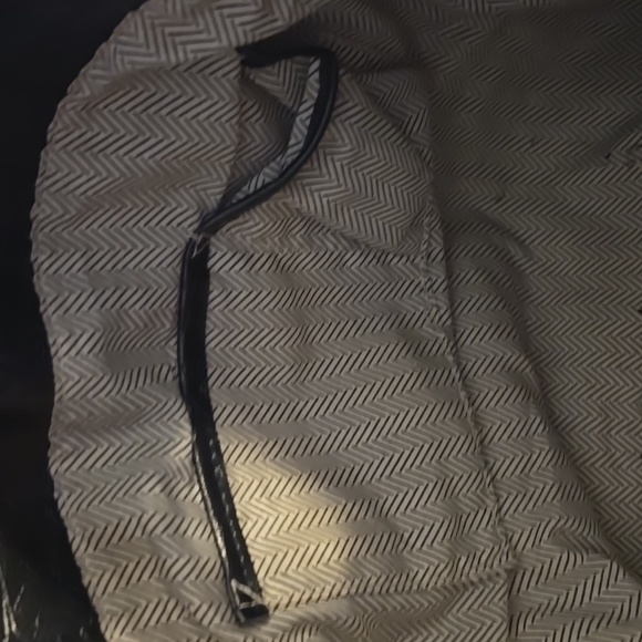 SALE! Steve Madden Handbag - Picture 6 of 9